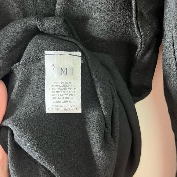 Michael Lauren V Neck Bell Sleeve Black Long Sleeve Top size medium‎ NWT - Picture 7 of 10